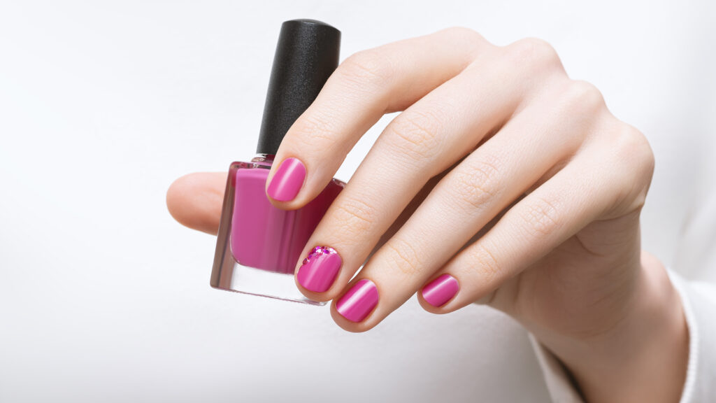 How to apply nail paint perfectly?