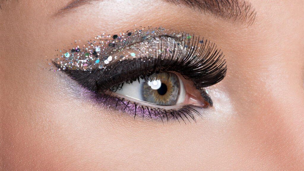 how to apply glitter eyeshadow like a pro